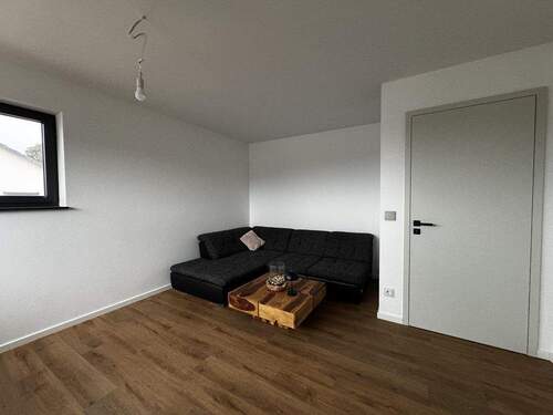 weiteres Arbeits- Kinder- Gästezimmer - 