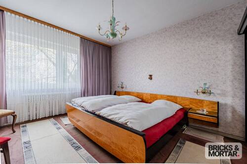 Geräumiges Schlafzimmer - 