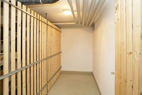Keller - 2 Zimmer Etagenwohnung in Dresden