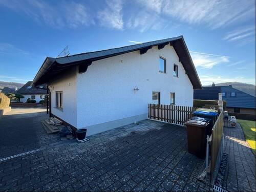 Rückseite - Einfamilienhaus mit 225,00 m&sup2; in Eschenburg zum Kaufen