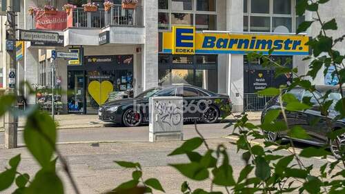 Einkaufsmöglichkeiten - 