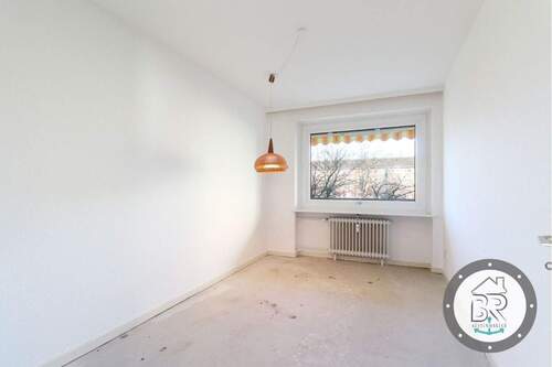 Zimmer II – ideal als Arbeits- oder Kinderzimmer (Westseite) - 