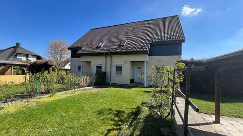20260417_130807457_iOS.jpg - 6 Zimmer Doppelhaushälfte zum Kaufen in Siehdichum