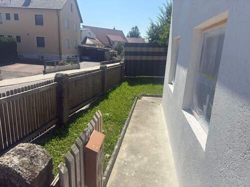 garten.jpeg - Einfamilienhaus mit 140,00 m&sup2; in Gundelfingen a.d.Donau zur Miete