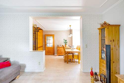 Wohnzimmer mit Essbereich - 