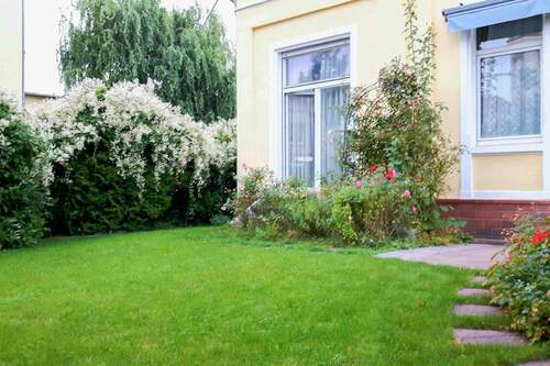 Garten EG Wohnung - 2 Zimmer Mehrfamilienhaus, Wohnhaus in Offenbach am Main