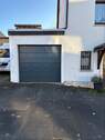 Garage mit elektr. Tor - 