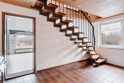 Direkter Zugang zum Obergeschoss vom Nebengebäude - 