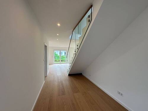 Bild 4 - Mehrfamilienhaus, Wohnhaus mit 195,00 m&sup2; in Schwalmstadt zum Kaufen