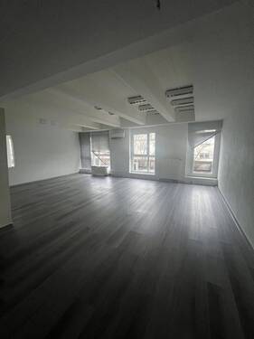 Bild 3 - 6 Zimmer Büro in Saarlouis