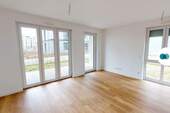 Ansicht I: Wohn- und Esszimmer mit offener Küche - 3 Zimmer Etagenwohnung zur Miete in Nauen