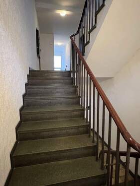 Treppenaufgang vor der Wohnung - 