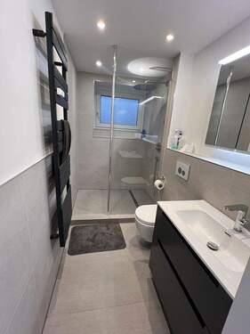 Badezimmer (Ansicht 1) - 