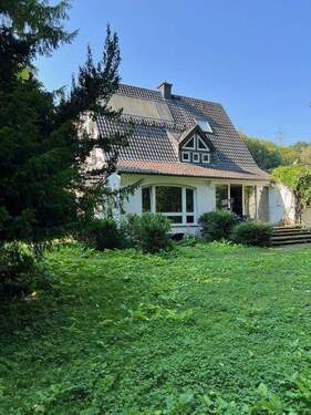 Romantisches Haus mit viel Grund - 7 Zimmer Einfamilienhaus in Herdecke
