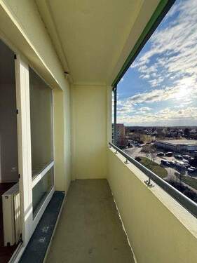 Balkon mit Fernblick.jpg - 