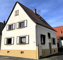 Provisionsfrei: Großes und vielseitiges Anwesen mit Haus, Scheune, Garage, Hof und Garten - Stutensee-Spöck