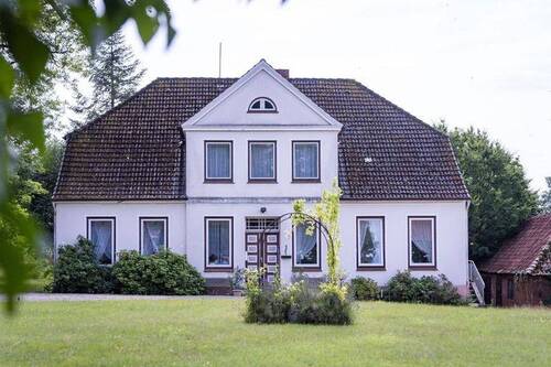 Bild 2 - 1 Zimmer Mehrfamilienhaus, Wohnhaus zum Kaufen in Schashagen