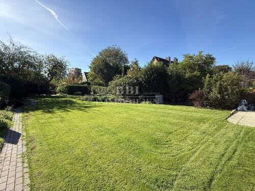 Traumhaftes Grundstück - 