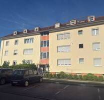 Moderne, kernsanierte 5-Zimmer-Eigentumswohnung mit Ensuite-Schlafzimmer - Stadtbergen