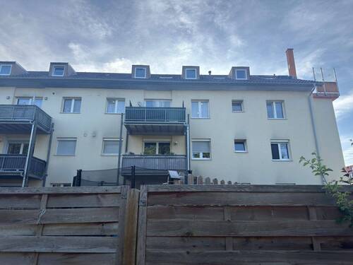 Haus Ansichten - Etagenwohnung mit 115,00 m&sup2; in Stadtbergen zum Kaufen