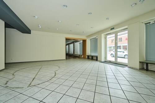 Geschäftshaus Geiselhöring Erdgeschoss Laden Eingangsbereich - 