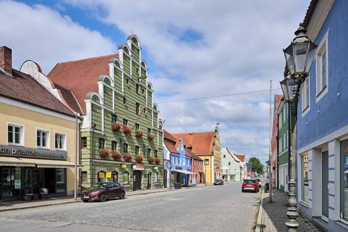 Geschäftshaus Geiselhöring Stadtplatz - 