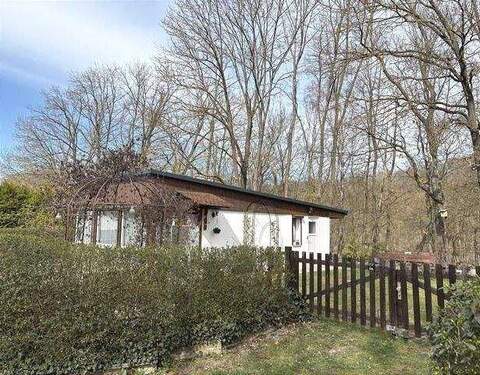 Außenansicht/ Einfahrt - 2 Zimmer Bungalow in Bad Bibra