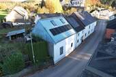 Haus von oben - 6 Zimmer Einfamilienhaus zum Kaufen in Irrhausen