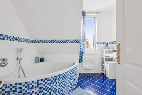 Badezimmer im Obergeschoss - 