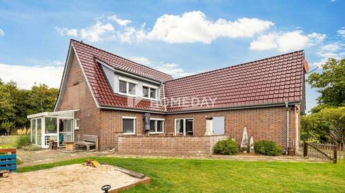 Außenansicht 3 - 5 Zimmer Einfamilienhaus in Rastede