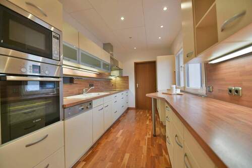 1307Bild4a.jpg - 6 Zimmer Einfamilienhaus zum Kaufen in Wiesbaden