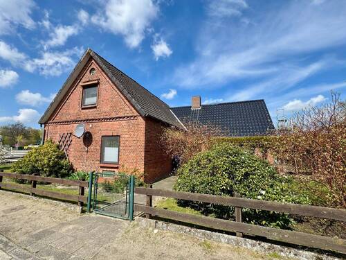 Vorderansicht - 4 Zimmer Einfamilienhaus zum Kaufen in Hemmoor