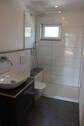 Bad mit Dusche - 