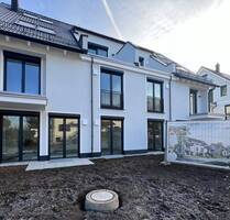 Gut geschnittene NEUBAU-3-Zimmer-OG-Wohnung mit 2 Balkonen und Tiefgarage - München Feldmoching-Hasenbergl