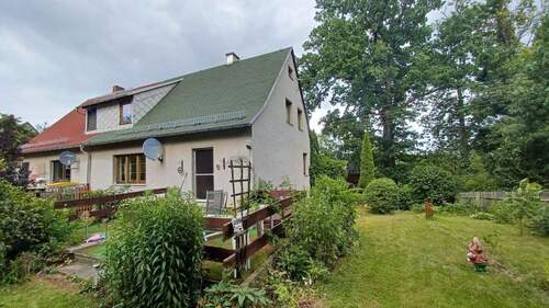 Giebelblick - Doppelhaushälfte mit 130,00 m&sup2; in Weischlitz zum Kaufen