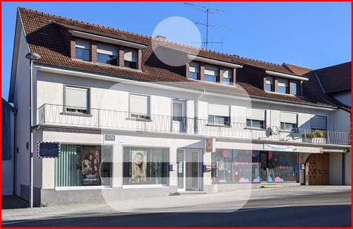 Außenansicht - Zentral gelegenes Wohn- und Geschäftshaus mit Garten im Herzen von Jestetten!