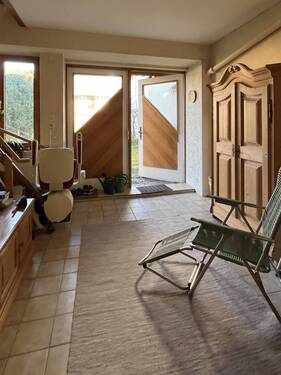 Flur EG - 9 Zimmer Mehrfamilienhaus, Wohnhaus in Jestetten