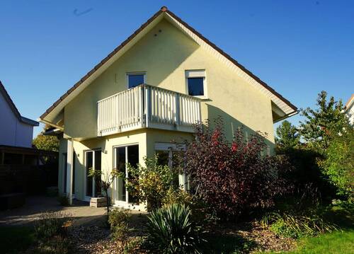 Gartenansicht - Ihr Familientraum kann wahr werden