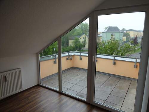 Dachterrasse - 3 Zimmer Etagenwohnung zur Miete in Zwickau
