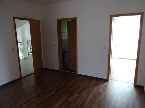 Flur - 3 Zimmer Etagenwohnung in Zwickau
