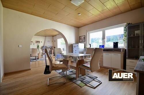 Ansicht 4 - 6 Zimmer Etagenwohnung zum Kaufen in Püttlingen