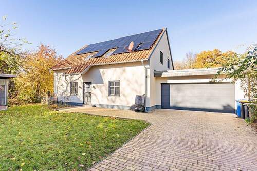 Vorderansicht - 6 Zimmer Einfamilienhaus zum Kaufen in Bernau bei Berlin