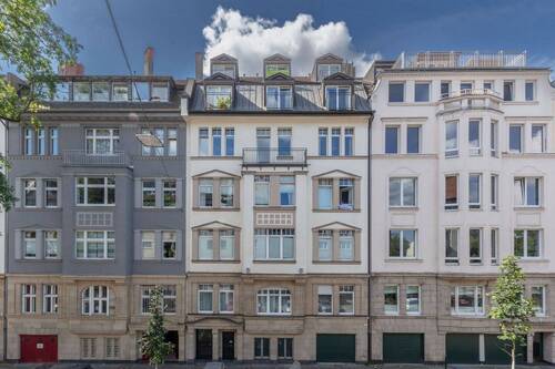 Fassade - 3 Zimmer Etagenwohnung in Düsseldorf