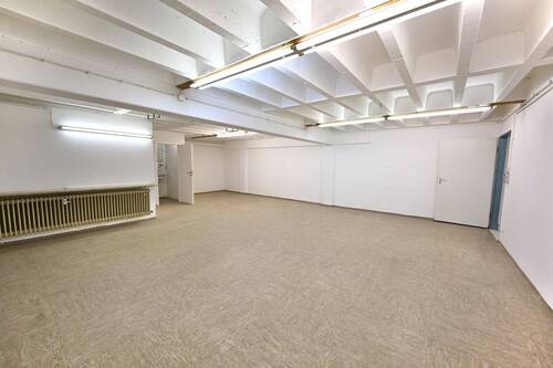 Hauptraum - Halle in Rosenheim zur Miete