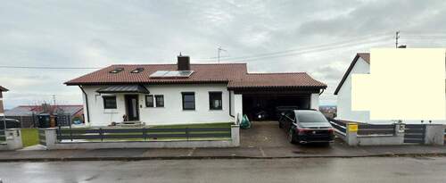 Hausansicht.jpeg - Wohnung mit Garten und Terrasse in Sontheim