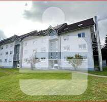 Wohlfühlen & investieren - großzügige Erdgeschosswohnung mit Balkon & TG-Stellplatz in Jestetten