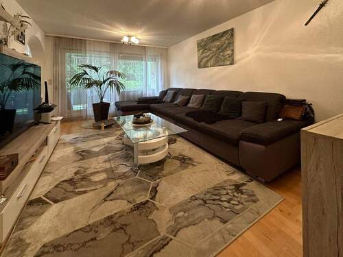 Wohnzimmer - Etagenwohnung mit 93,90 m&sup2; in Jestetten zum Kaufen