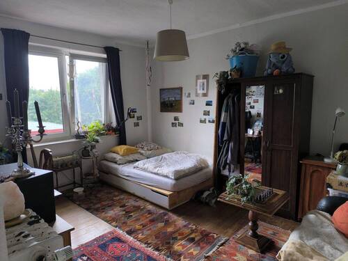 Zimmer 3 - 