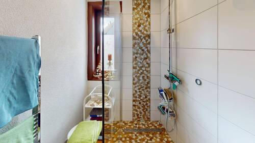 Eigengenutzt- Dusche - 