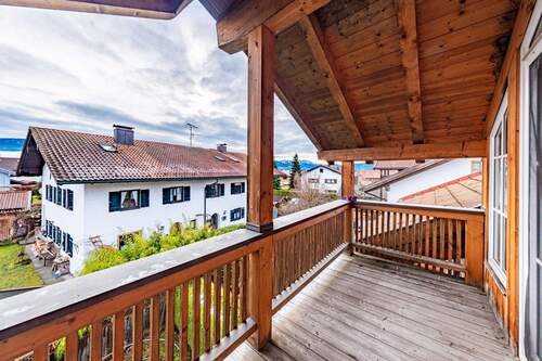 Überdachter Balkon im Dachgeschoss - 